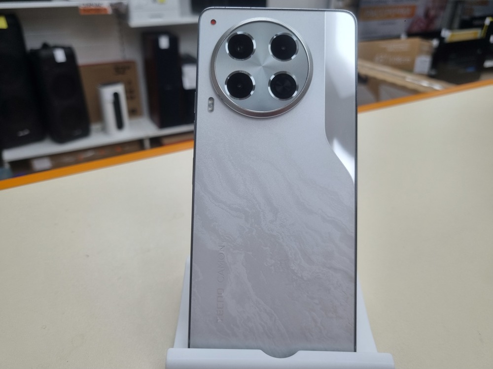 Смартфон Tecno Camon 30 8/256