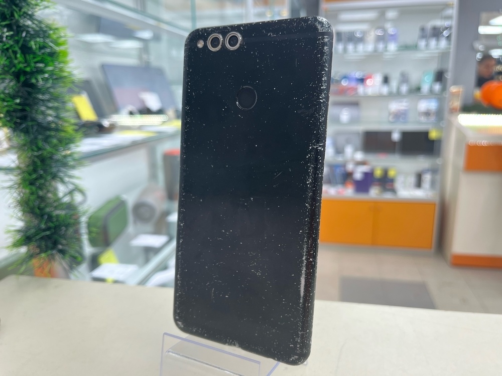 Смартфон Honor 7X 4/64