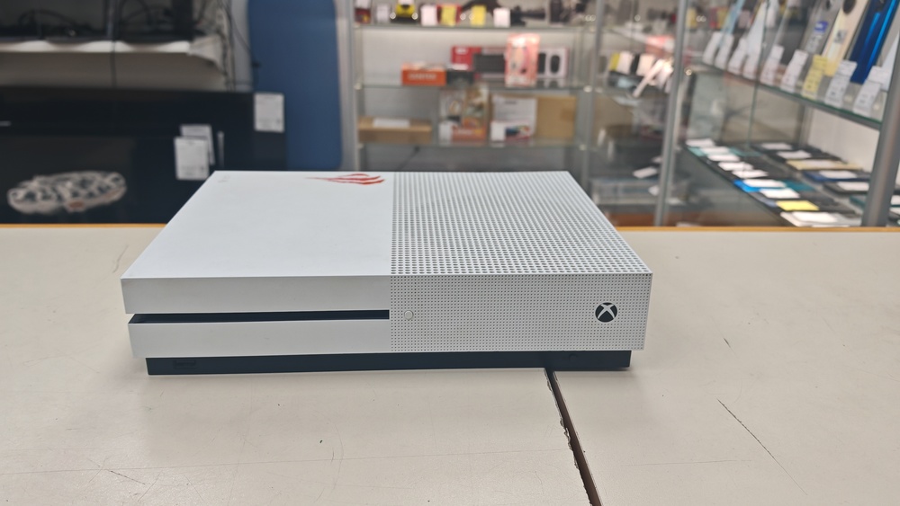 Игровая приставка Xbox One S 500Gb