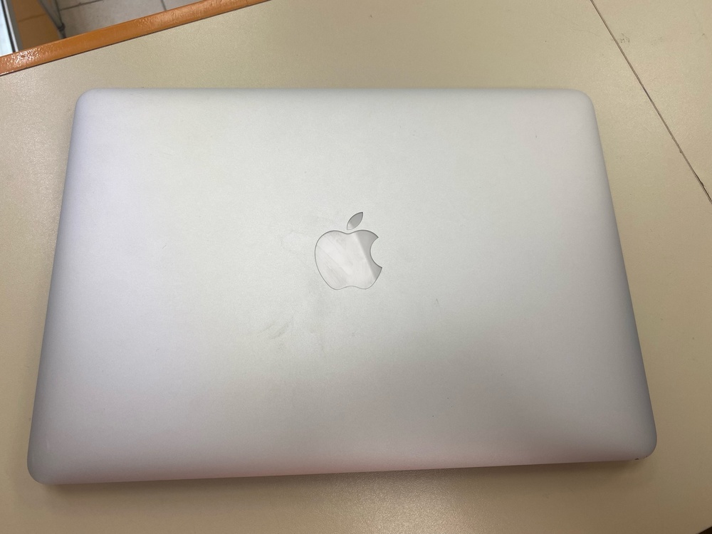 Ноутбук Apple MacBook Air 13" 2017 A1466