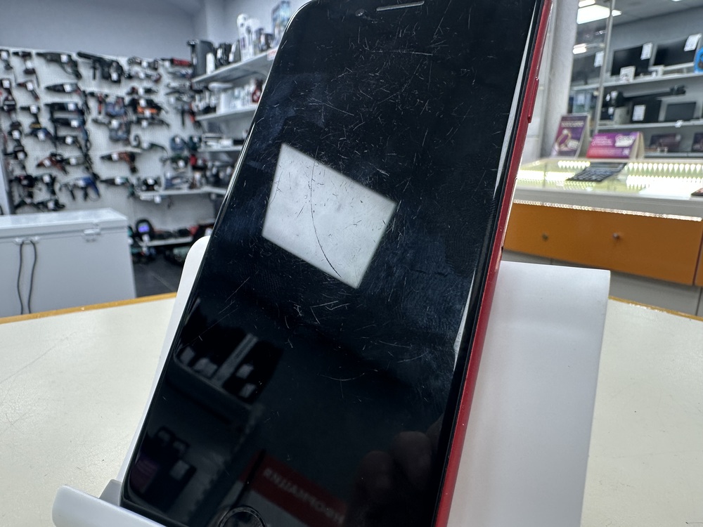 Смартфон Apple iPhone SE 2020 64Gb