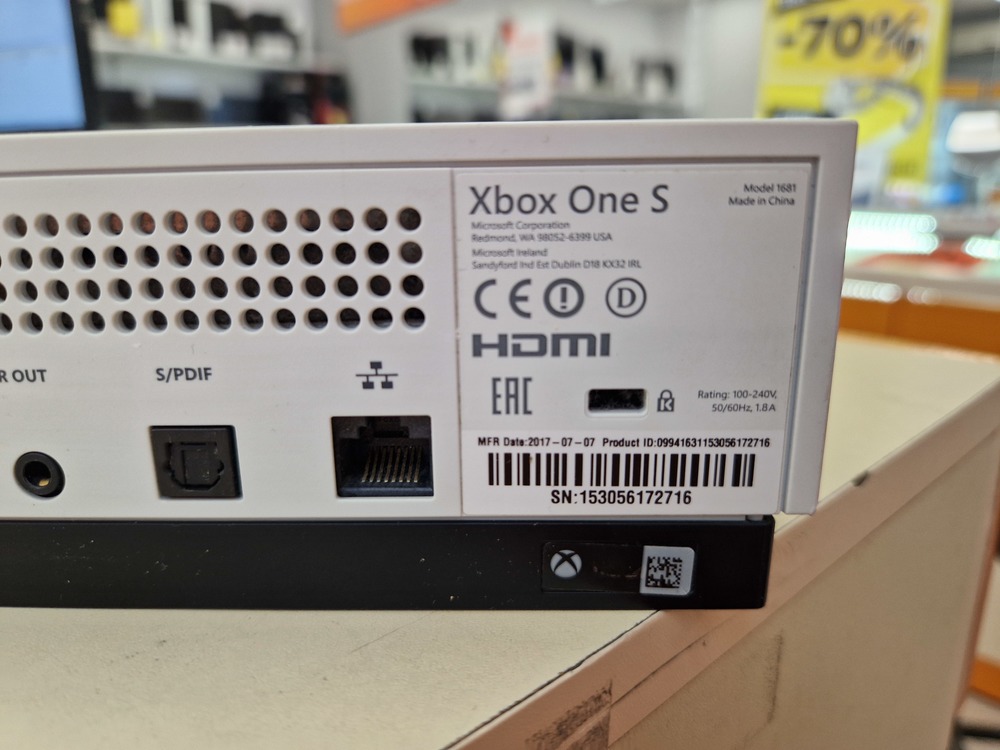Игровая приставка Xbox One S 1TB