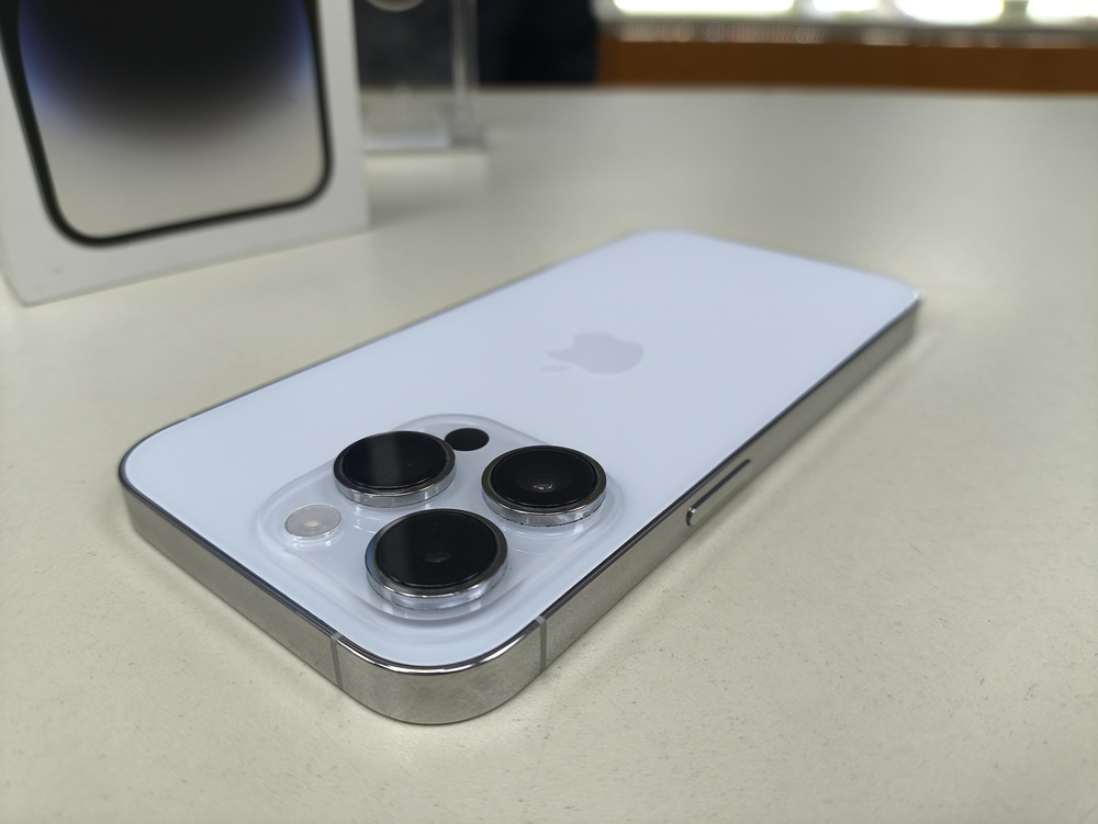 Смартфон Apple Iphone 14 Pro 128Gb