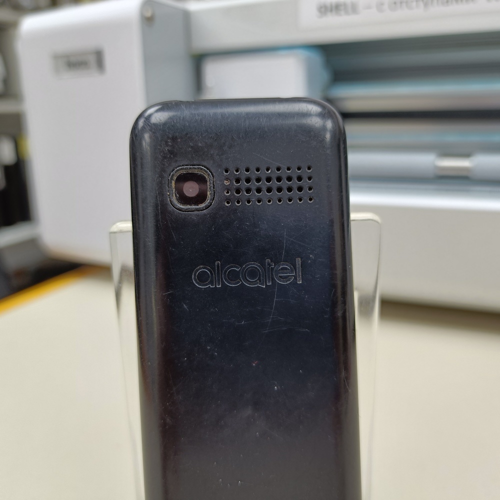 Мобильный телефон Alcatel 1066D