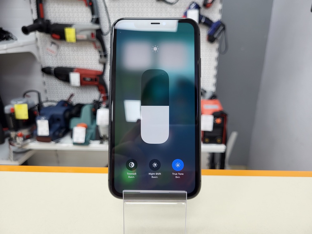 Смартфон Apple iPhone 11 64Gb