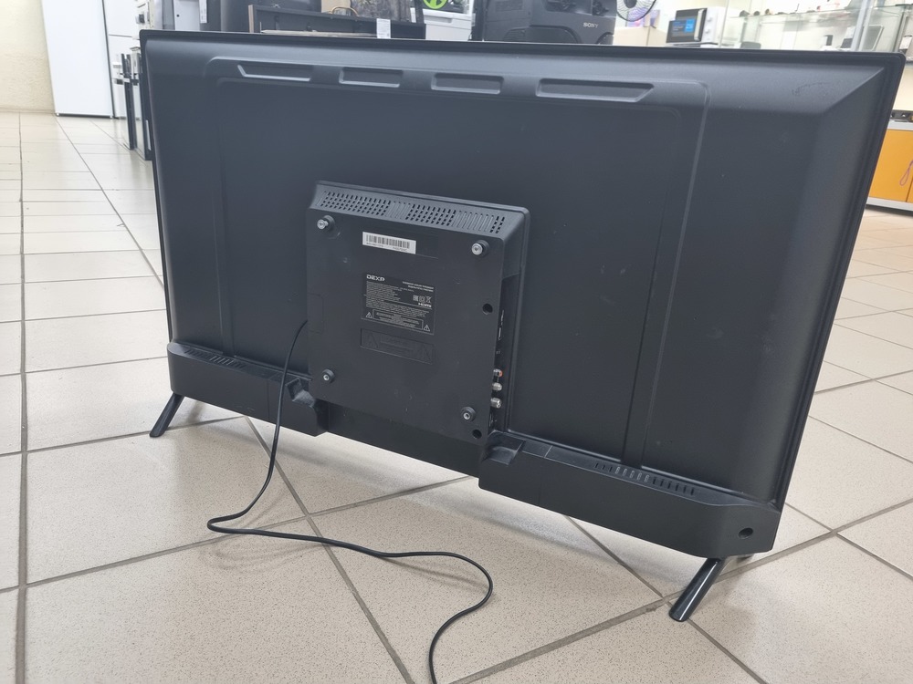 LED Телевизор Dexp F40G7000C