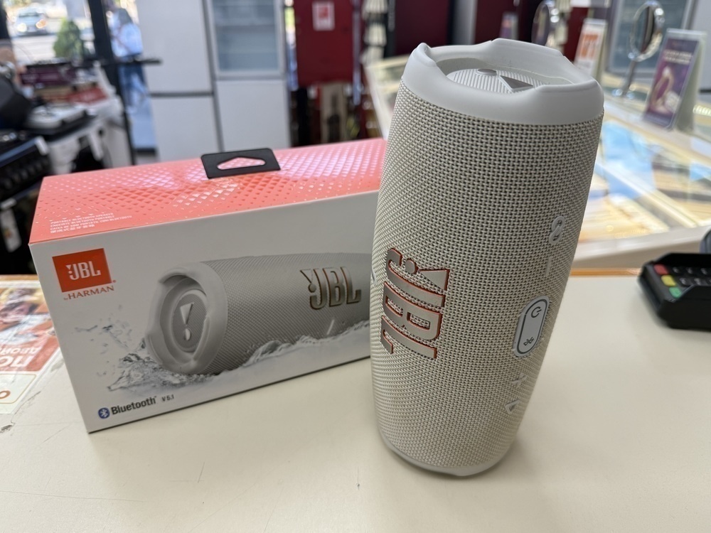 Портативная акустика JBL CHARGE 5