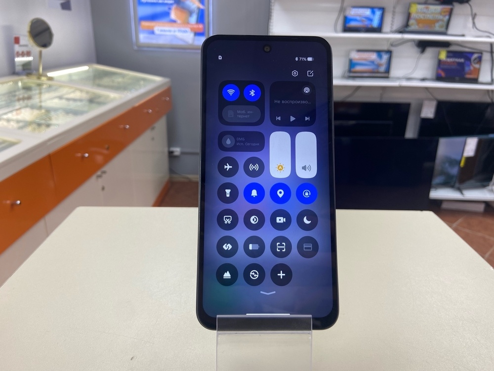 Смартфон Tecno Spark 40C 8/256