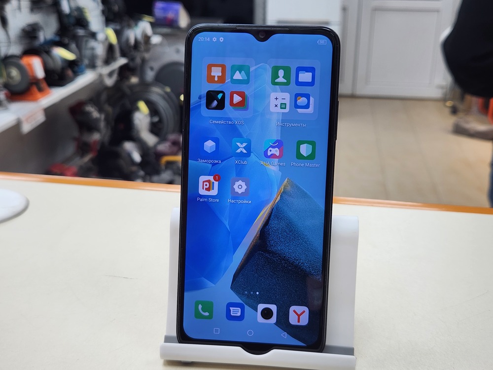 Смартфон Infinix HOT 30i 8/128