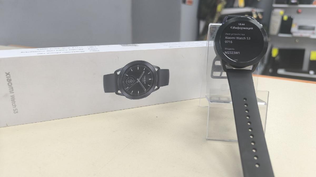 Смарт-часы Xiaomi Redmi Watch S3