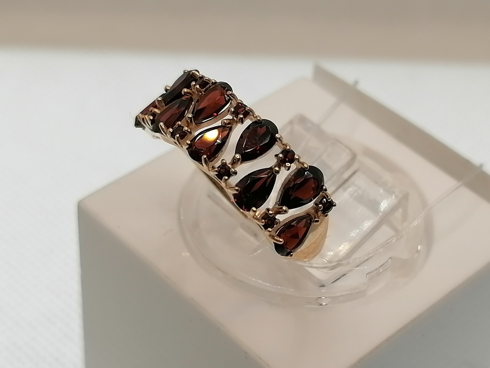 КОЛЬЦО ГРАНАТ (Au 585)