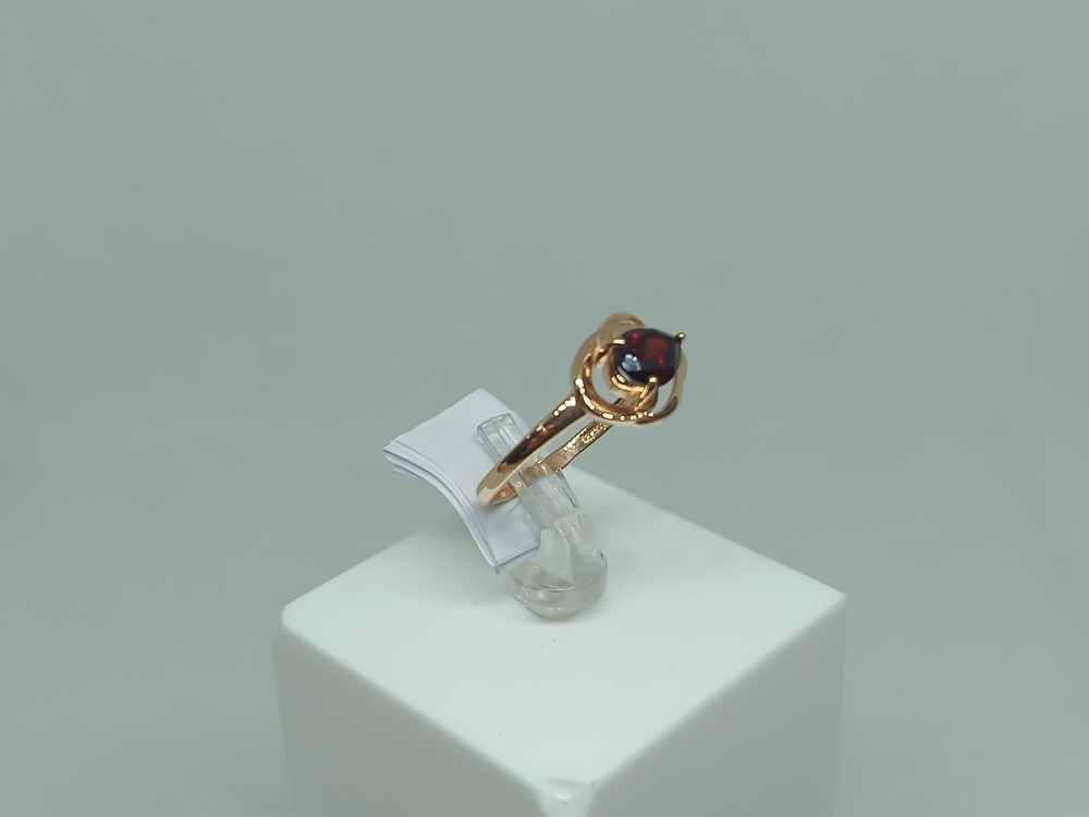 КОЛКМ585 КОЛЬЦО С КАМНЕМ (Au 585)