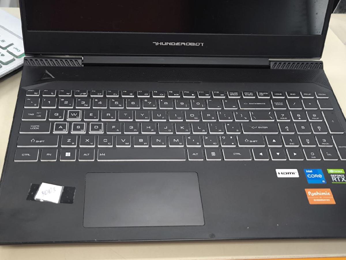 Ноутбук Acer Thunderobot 911;  Core I5-11400H, GeForce RTX 3050, 16 Гб, 256 Гб, 1 Tb