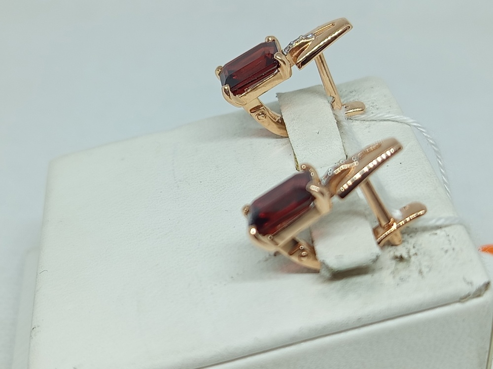 СКМИ585 СЕРЬГИ С КАМНЯМИ (Au 585)