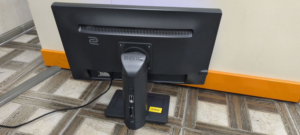 Монитор BenQ XL2411-B