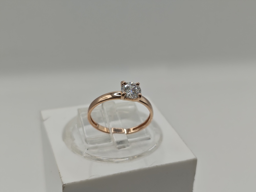 КОЛКМ585 КОЛЬЦО С КАМНЕМ (Au 585)