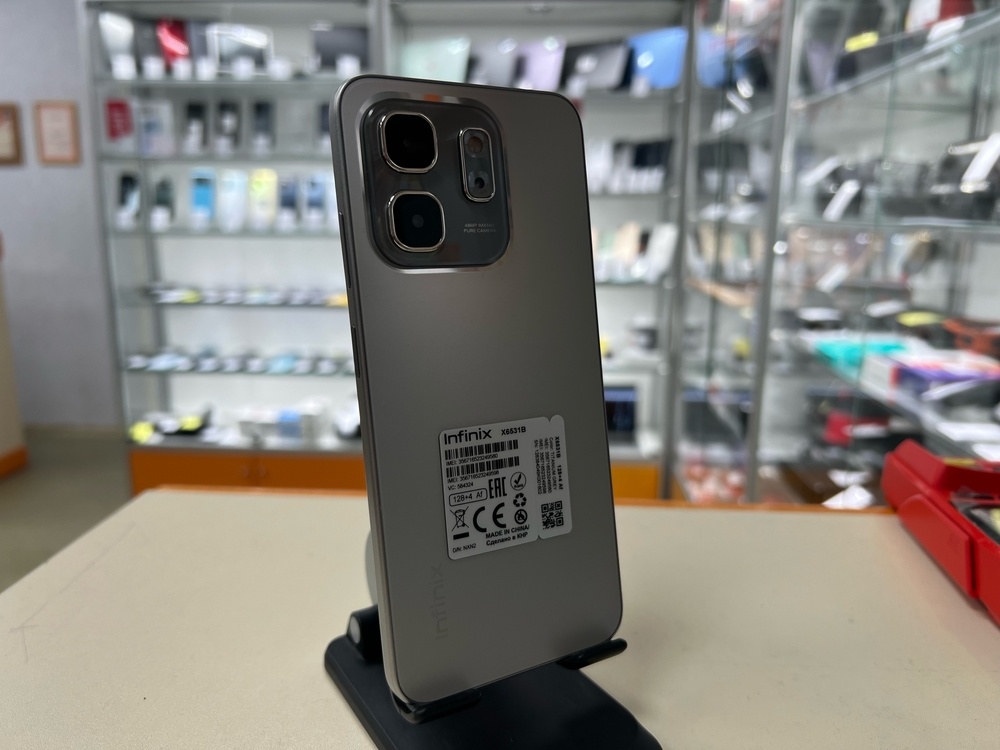 Смартфон Infinix HOT 50i 4/128