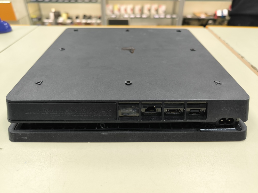 Игровая приставка PlayStation 4 Slim 500GB