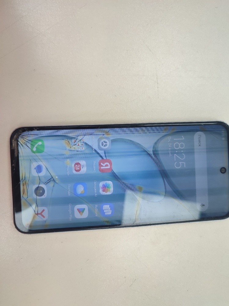 Смартфон Tecno Spark Go1 4/128