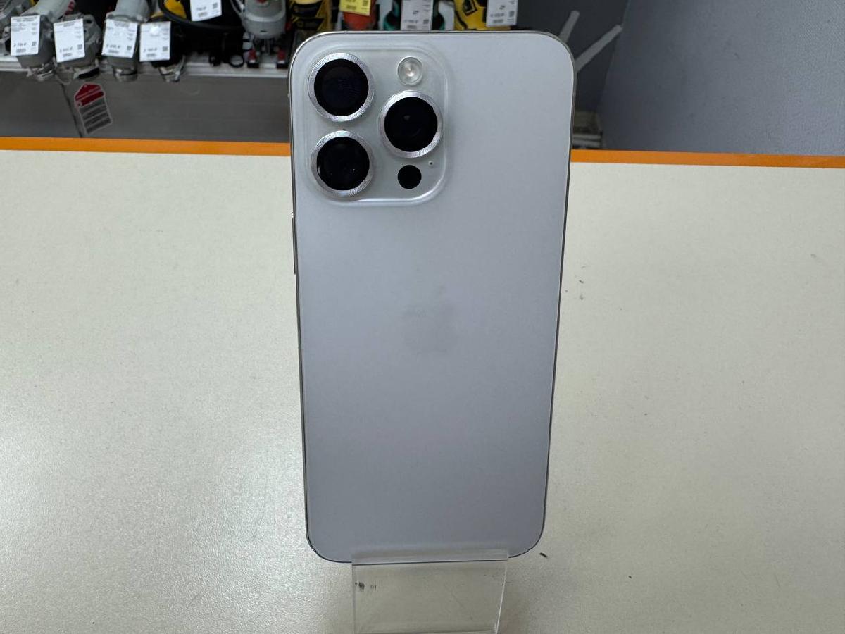 Смартфон Apple iPhone 15 Pro Max 256Gb