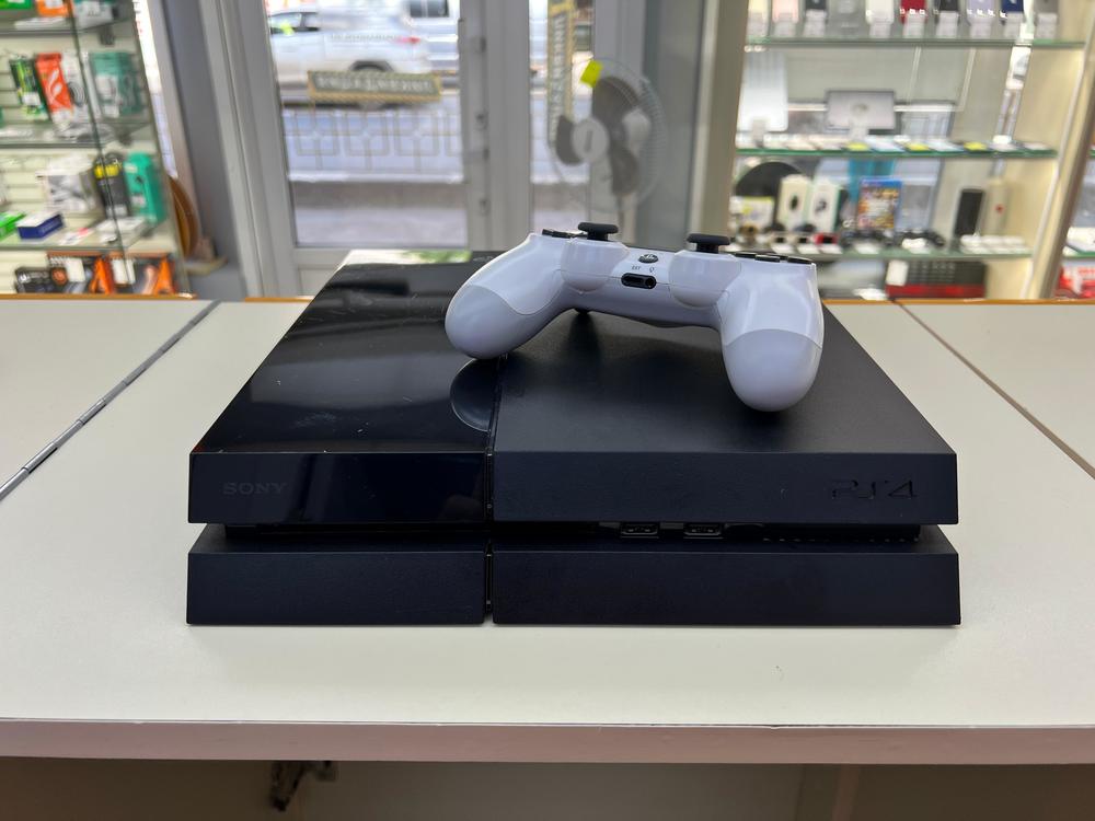 Игровая приставка PlayStation 4 FAT 500GB