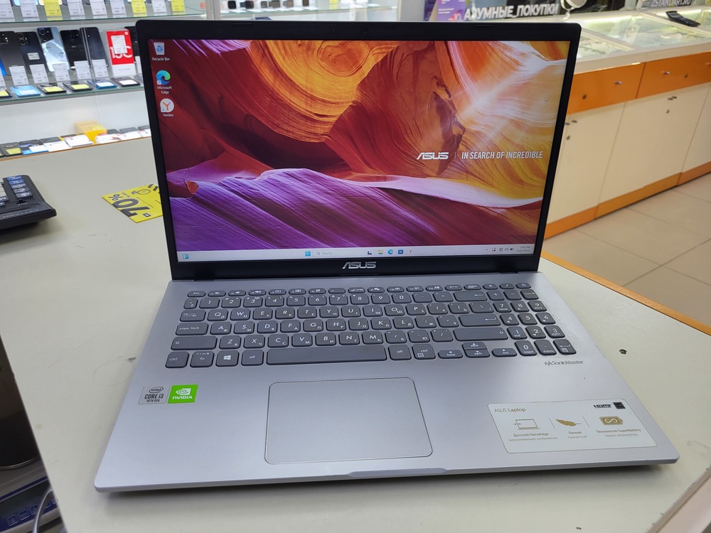 Ноутбук ASUS R521J; Core i3-1005G1, GeForce MX110, 6 Гб, 256 Гб, Нет