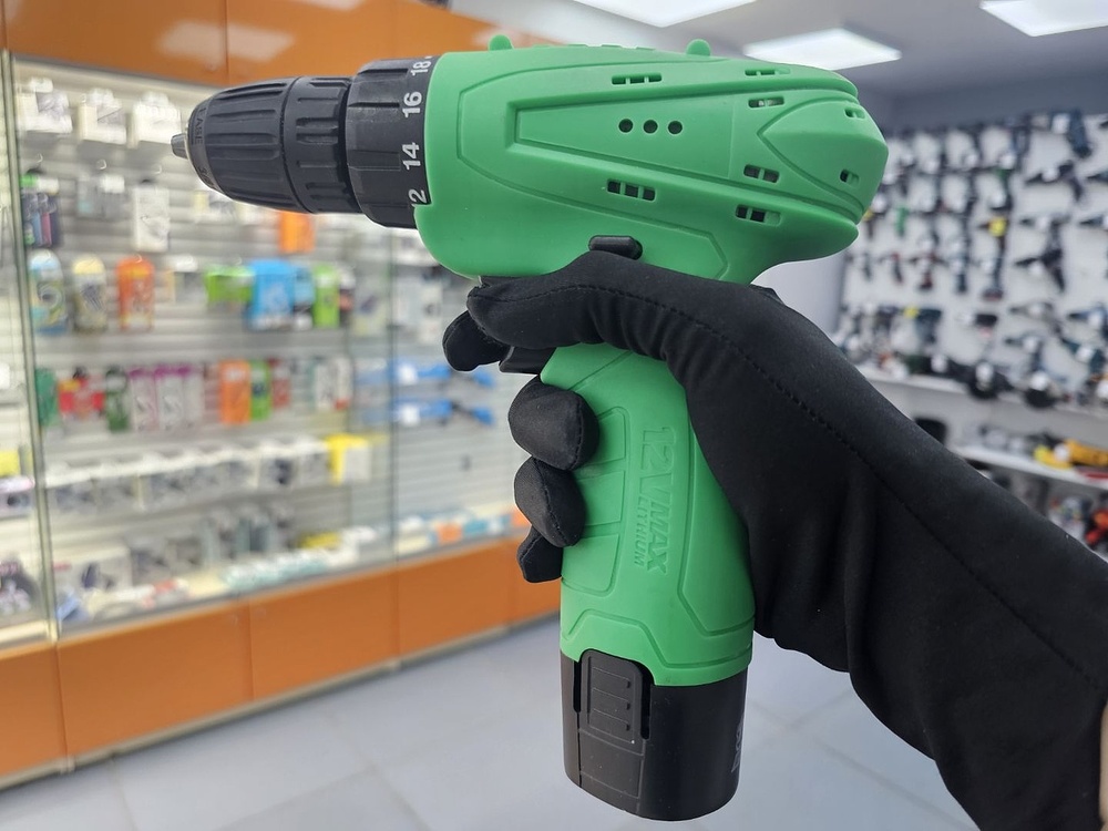 Шуруповерт Zitrek Green 12v