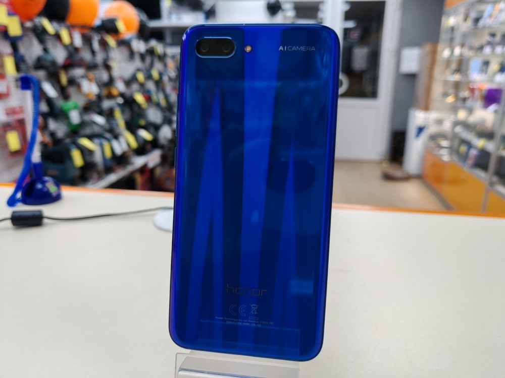 Смартфон Honor 10 4/64