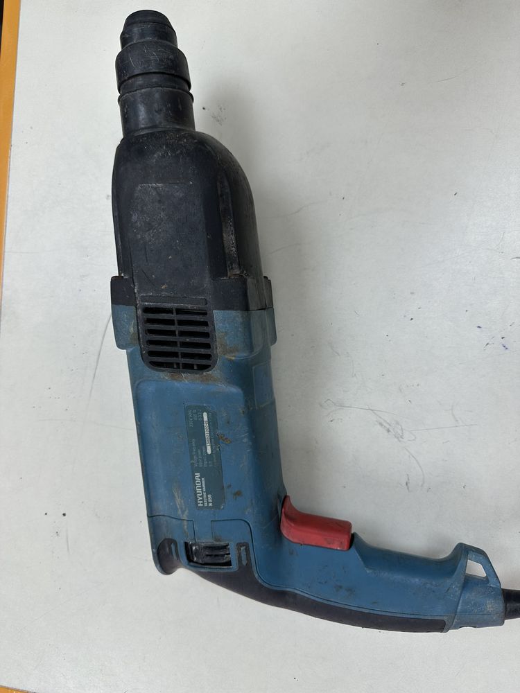 Перфоратор Hyundai H850