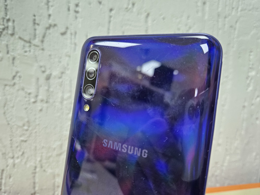 Смартфон Samsung Galaxy A30S 3/32