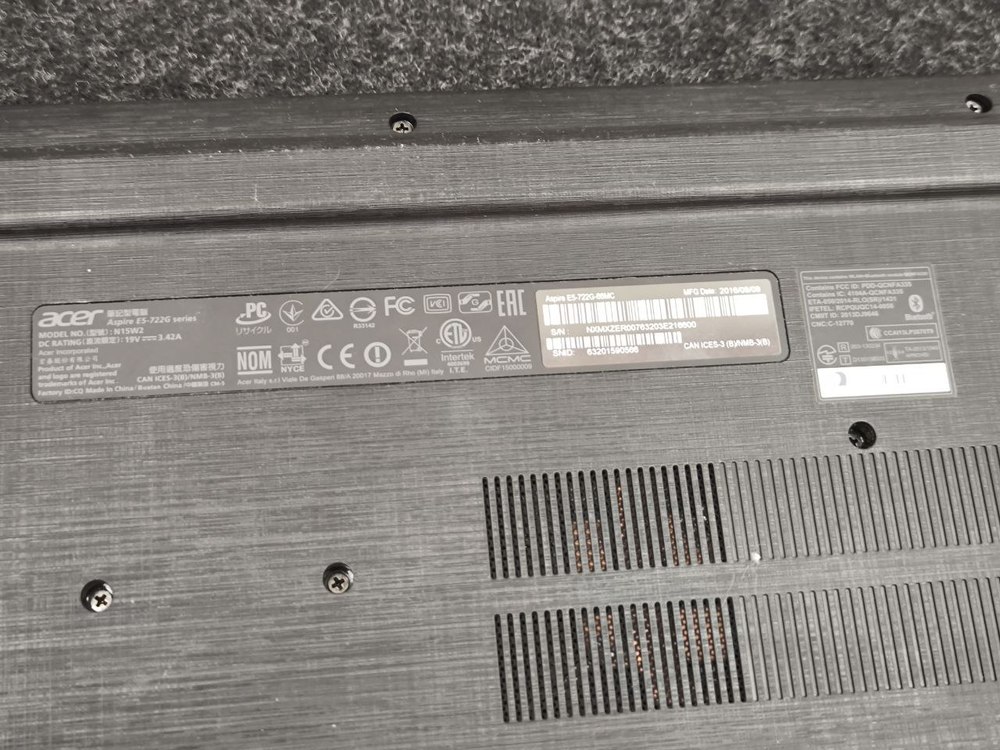 Ноутбук Acer; A6-7310, Radeon R4 series, 4 Гб, Нет, 500 Гб