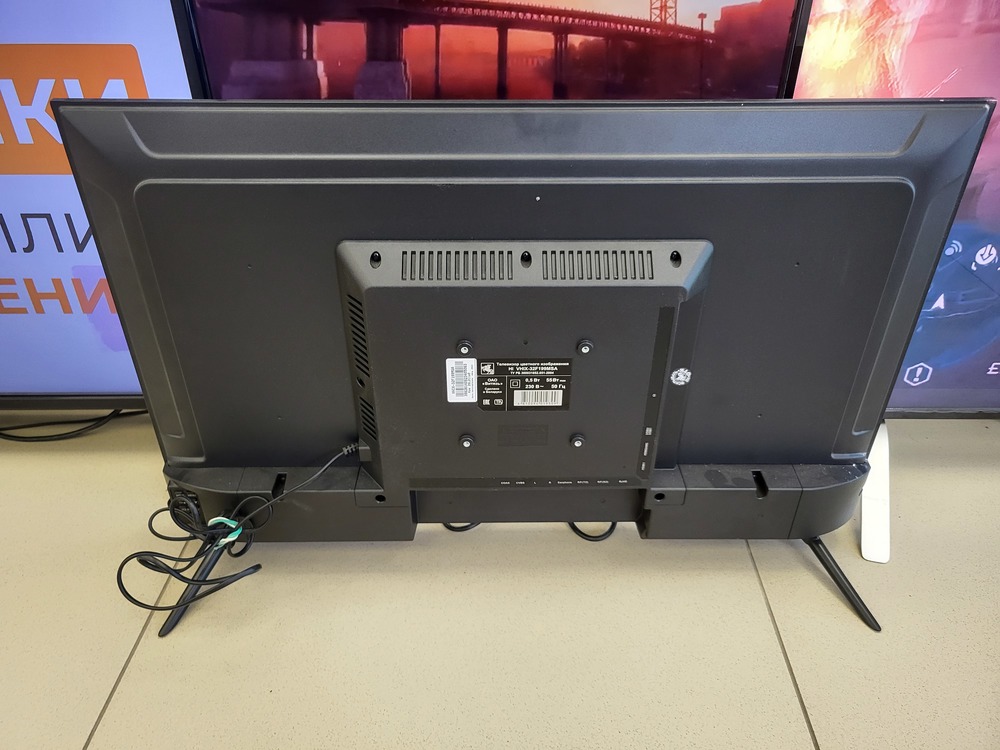 LED Телевизор HI VHIX-32F199MSA