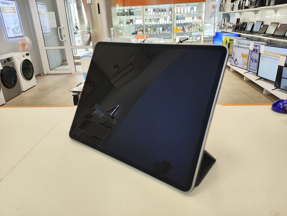 Планшет Apple IPad Pro 128GB (12,9 дюйма, 6-го поколения, M2),A2436 (Wi-Fi)