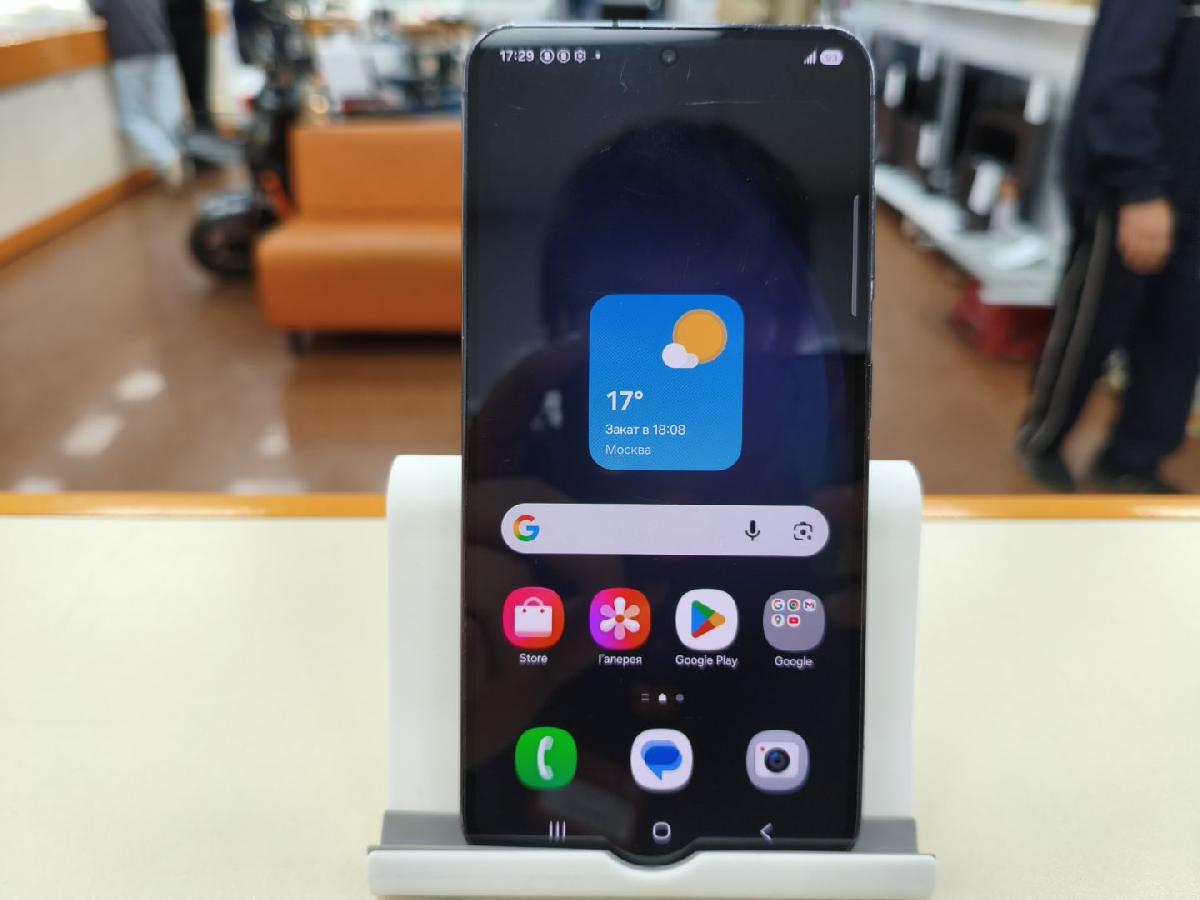 Смартфон Samsung Galaxy S23 8/256