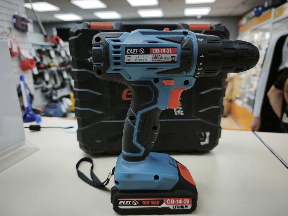 Шуруповерт ELTI CD-14-2L
