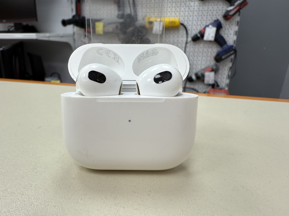 Наушники беспроводные Apple Airpods 3