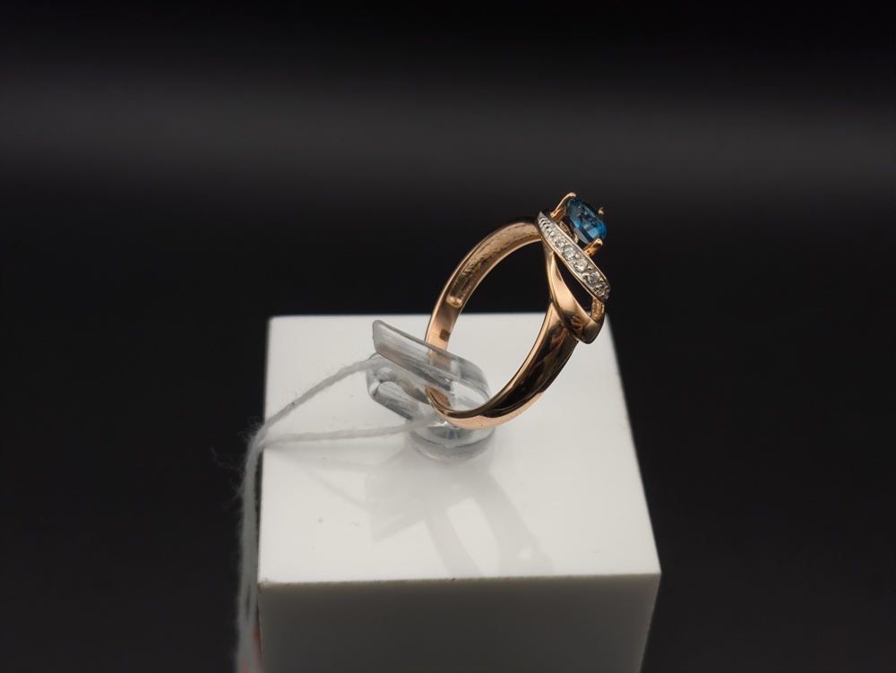 КОЛКМИ585 КОЛЬЦО С КАМНЯМИ (Au 585)