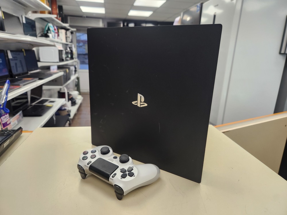 Игровая приставка PlayStation 4 Pro 1Tb Игровая приставка PlayStation 4 Pro 1Tb