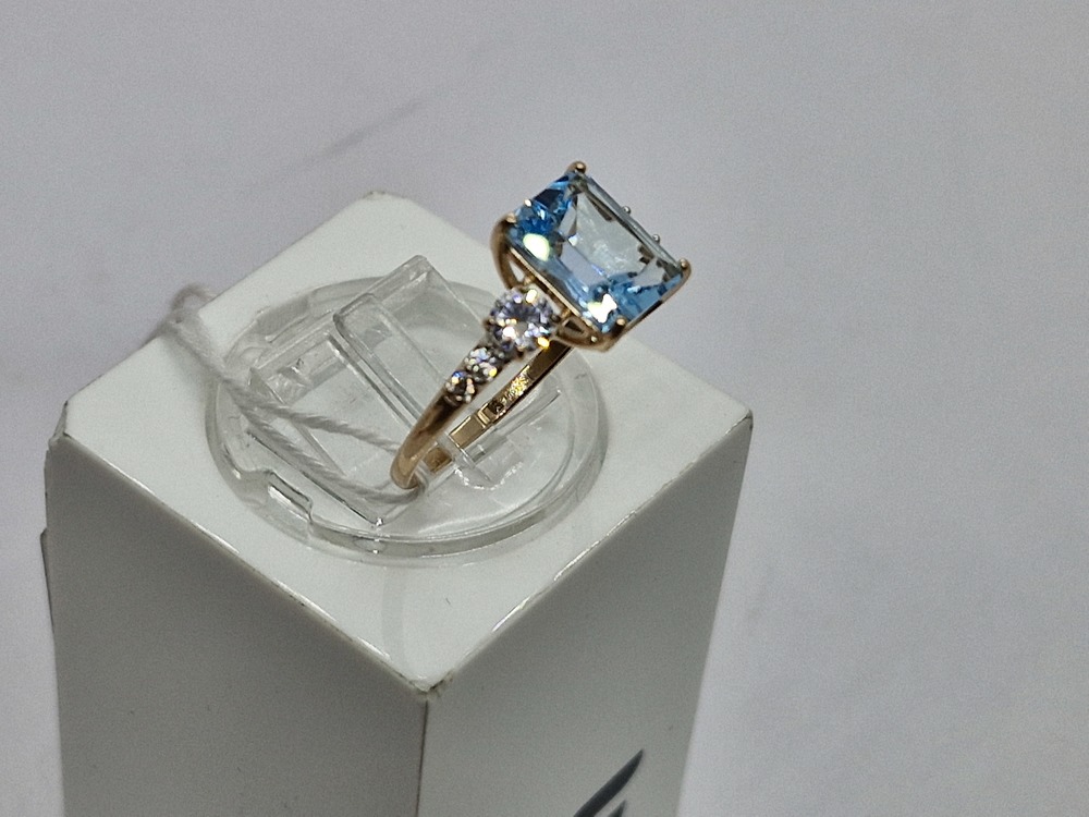 КОЛКМИ585 КОЛЬЦО С КАМНЯМИ (Au 585)