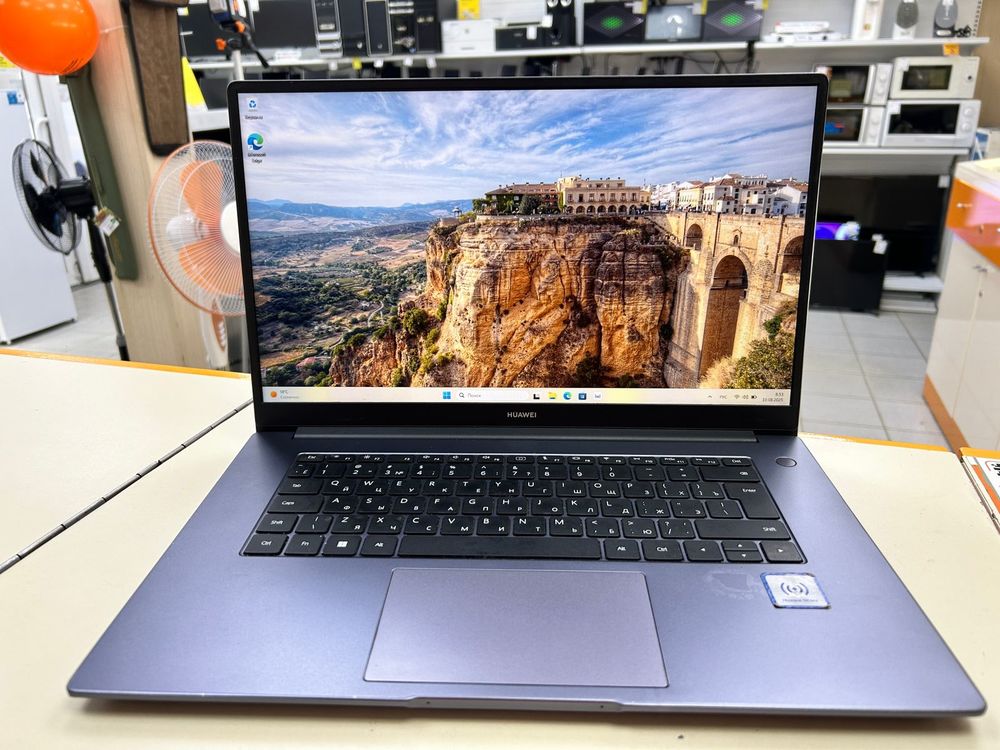 Ноутбук Huawei; I3-1115G4, Intel UHD Graphics, 8 Гб, 256 Гб, Нет