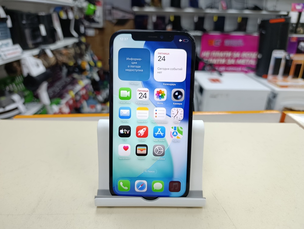 Смартфон Apple iPhone 12 64Gb