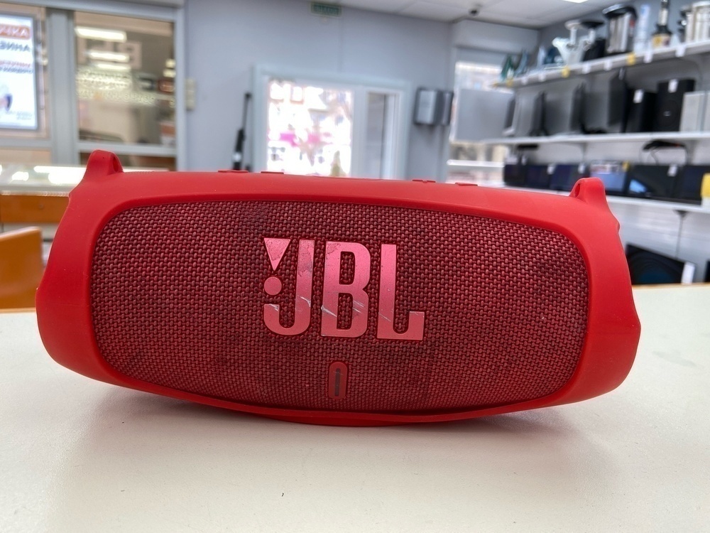Портативная акустика JBL Charge 5