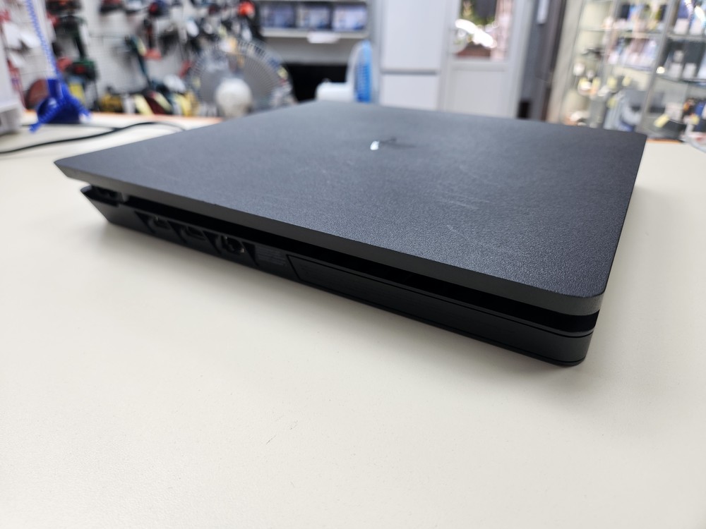 Игровая приставка PlayStation 4 Slim 1Tb