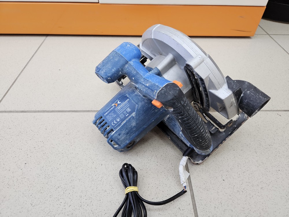 Дисковая пила Dexter 1300CIS2-185.5;