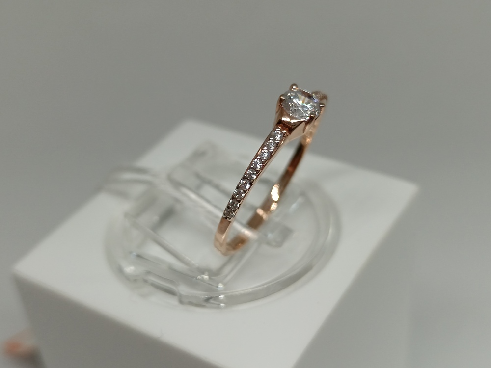 КОЛКМИ375 КОЛЬЦО С КАМНЯМИ (Au 375)