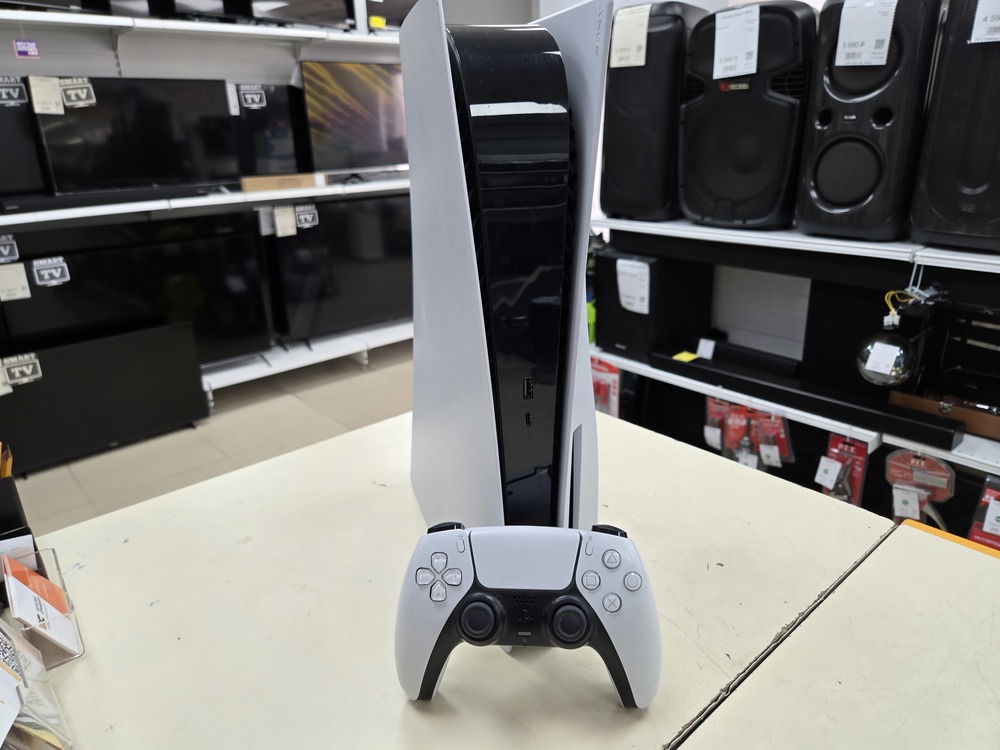 Игровая приставка PlayStation 5 825Gb (С дисководом)
