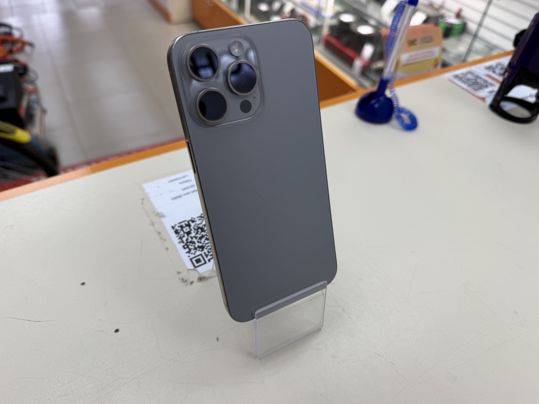 Смартфон Apple iPhone 15 Pro Max 256Gb