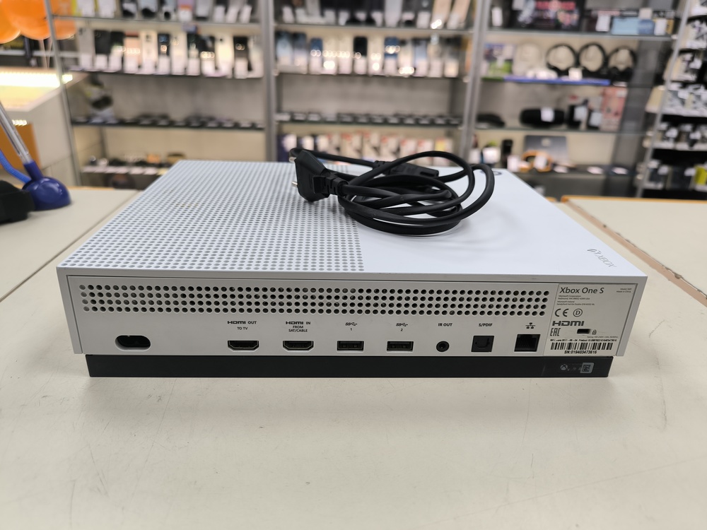 Игровая приставка Xbox One S 500Gb