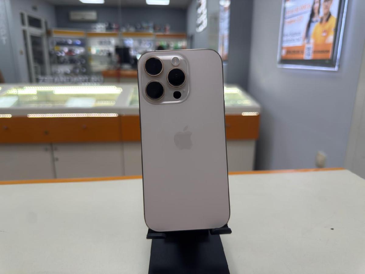 Смартфон Apple Iphone 16 Pro 256Gb