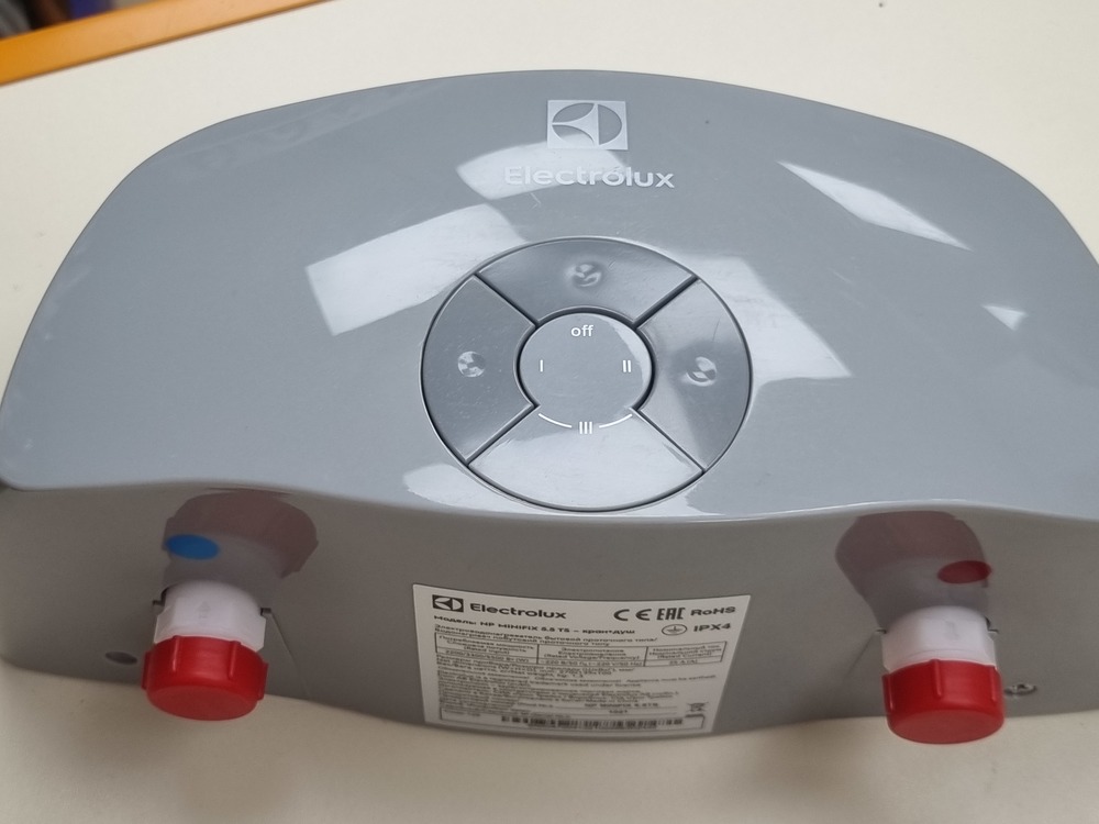 Водонагреватель Electrolux NP MINIFIX 5.5 TS